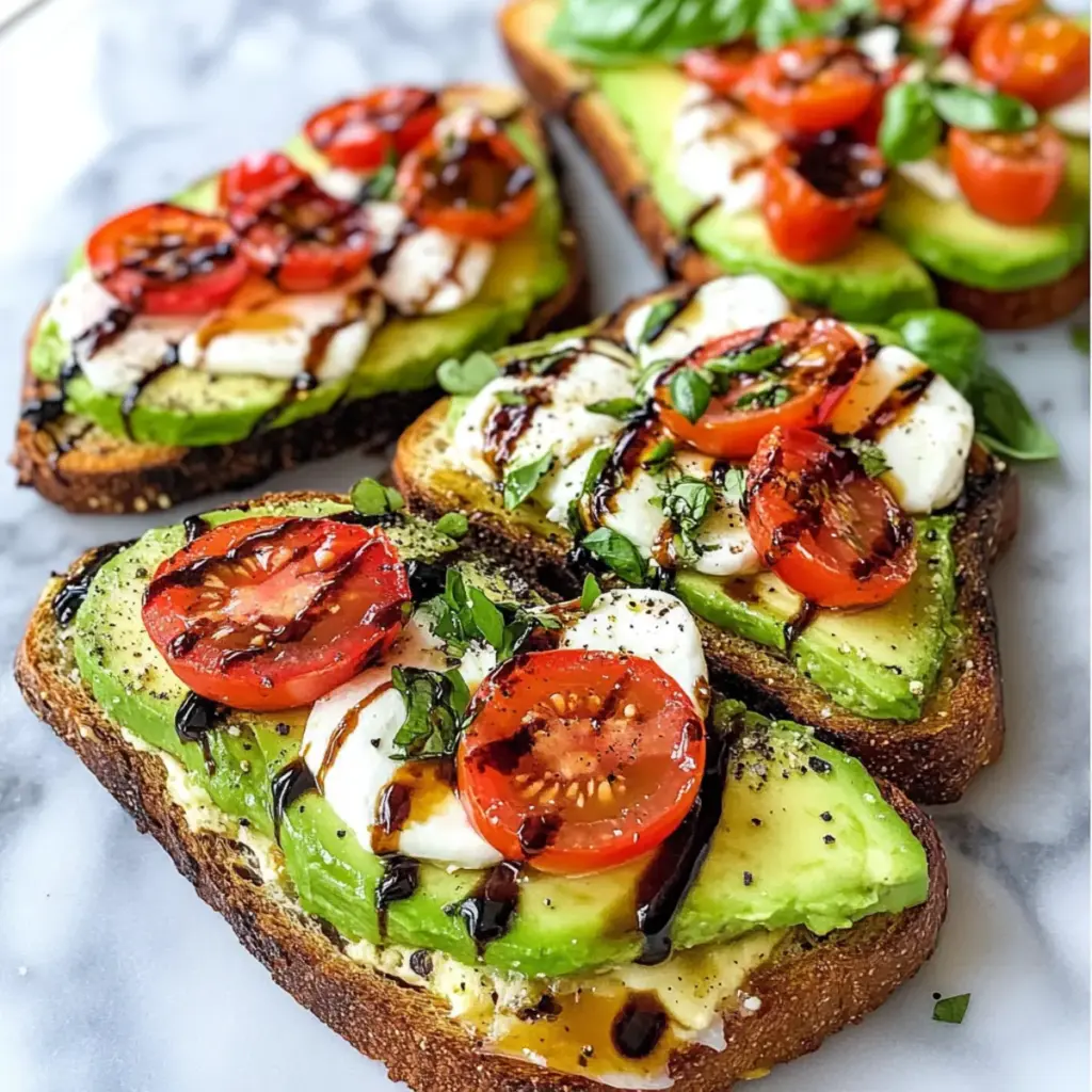 Avocado Toast: 6 einfache und köstliche Rezeptvariationen