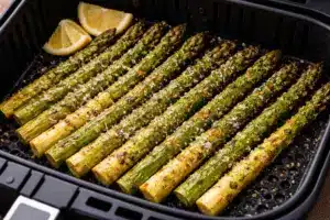 Grüner Spargel aus dem Airfryer