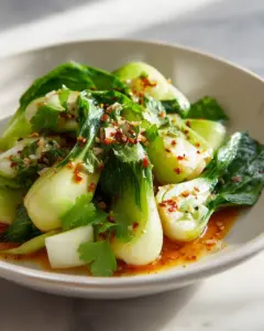 Quick Pak Choi mit Gin-Ingwer-Chili-Sauce
